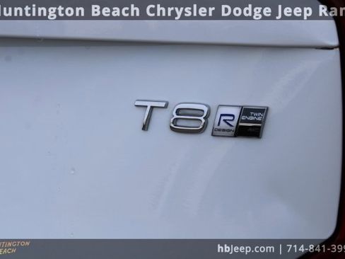 Used 2019 Volvo XC90 T8 R-Design w/ Advanced Package image 6