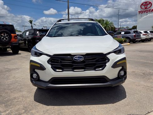 Used 2024 Subaru Crosstrek 2.5i Sport AWD/4WD image 2