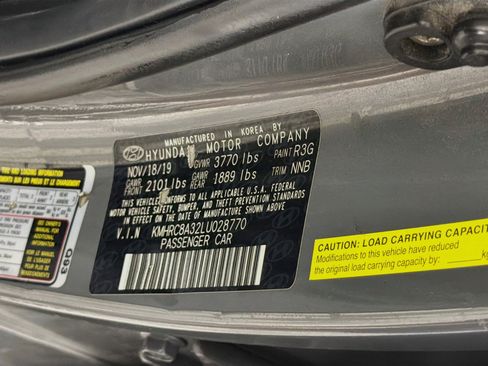 Used 2020 Hyundai Venue SEL FWD image 12