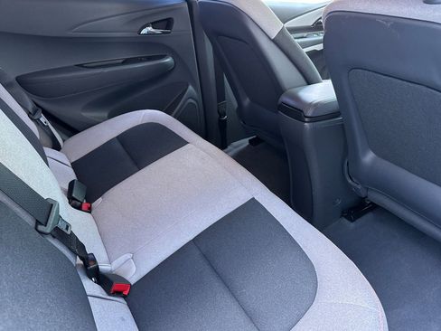 Used 2020 Chevrolet Bolt LT FWD image 18