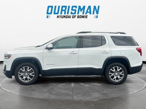 Used 2022 GMC Acadia SLT w/ LPO, Floor Liner Package AWD/4WD image 3