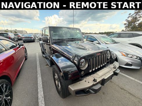Used 2016 Jeep Wrangler Unlimited Sahara AWD/4WD image 3