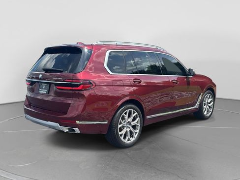 Used 2024 BMW X7 xDrive40i w/ Premium Package AWD/4WD image 5