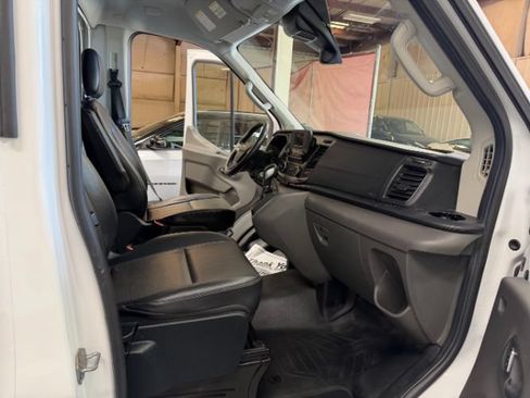 Used 2022 Ford Transit 350 DRW RWD image 23