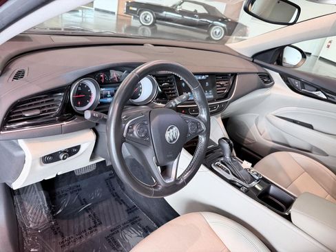 Used 2018 Buick Regal Essence w/ Driver Confidence Package #1 FWD image 33