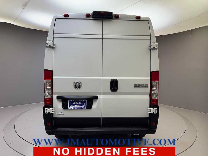 Used 2025 RAM ProMaster 2500 w/ Convenience Group FWD image 4