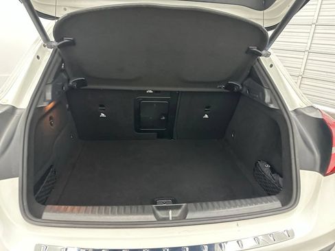 Certified 2020 Mercedes-Benz GLA 250 image 27