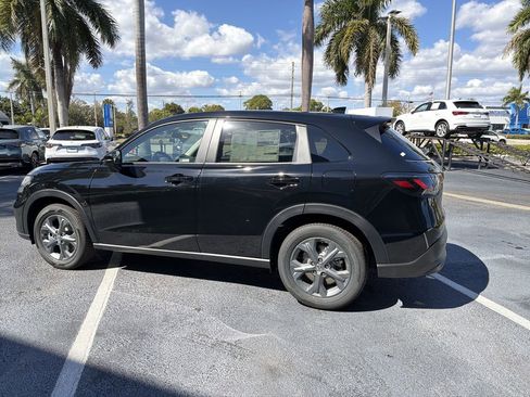 New 2026 Honda HR-V LX image 8