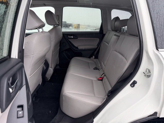 Used 2016 Subaru Forester 2.5i Touring w/ Eyesight & Navigation System AWD/4WD image 12