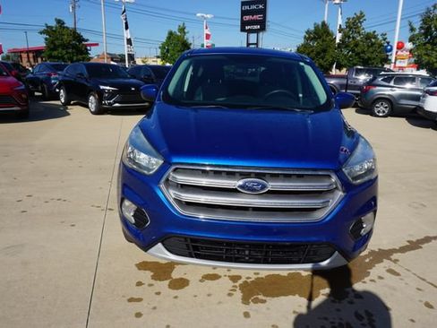 Used 2017 Ford Escape SE AWD/4WD image 10