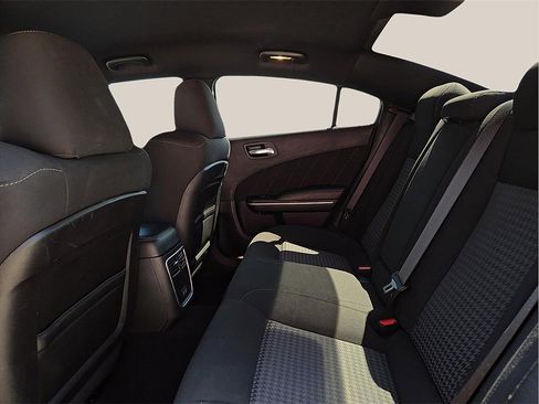 Used 2022 Dodge Charger R/T w/ Driver Convenience Group image 9