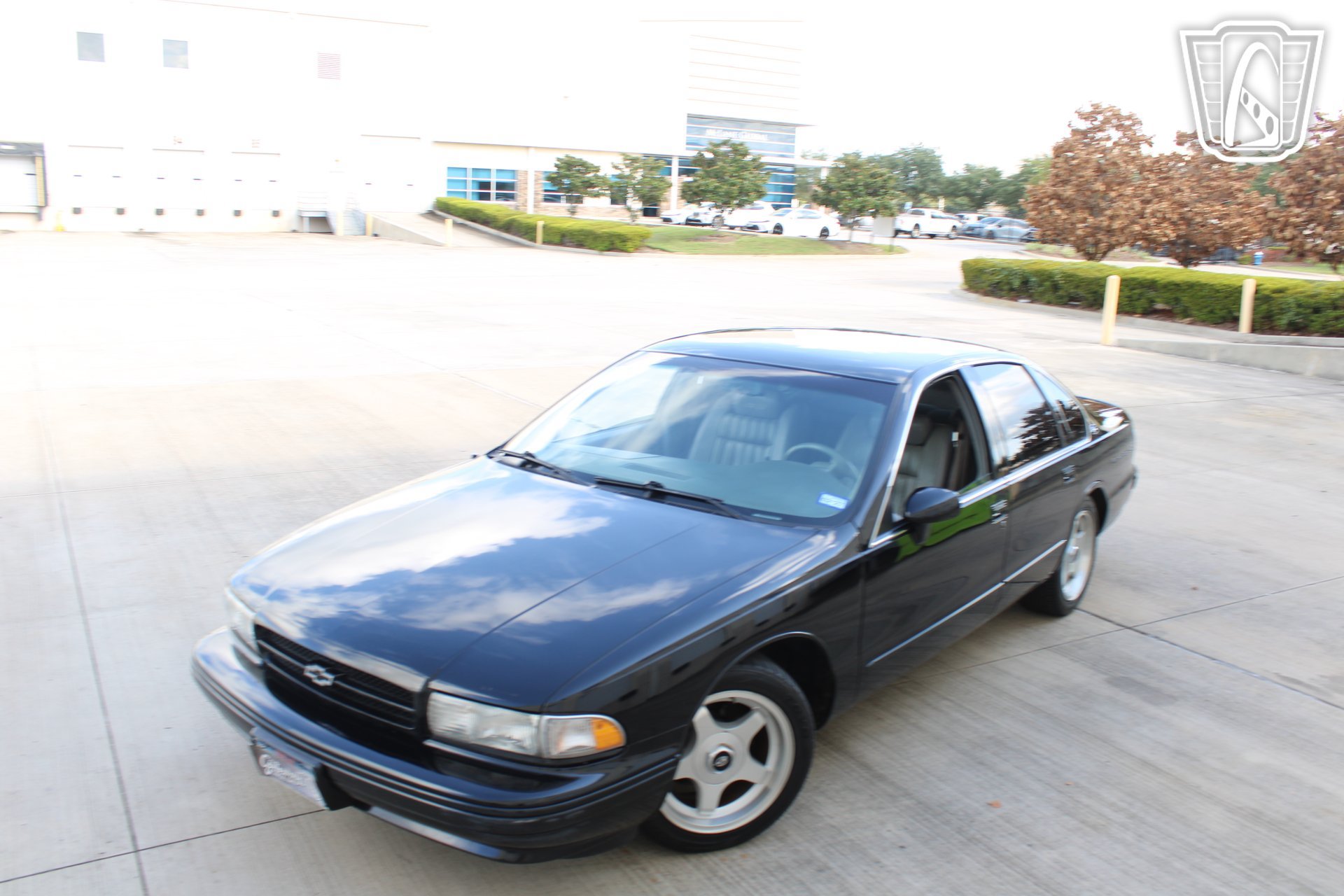 Used 1994 Chevrolet Caprice SS RWD image 13
