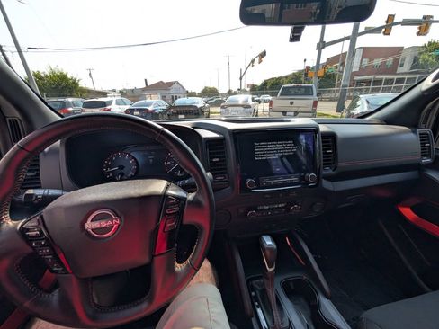 Used 2023 Nissan Frontier Pro-X w/ Tow Package RWD image 21