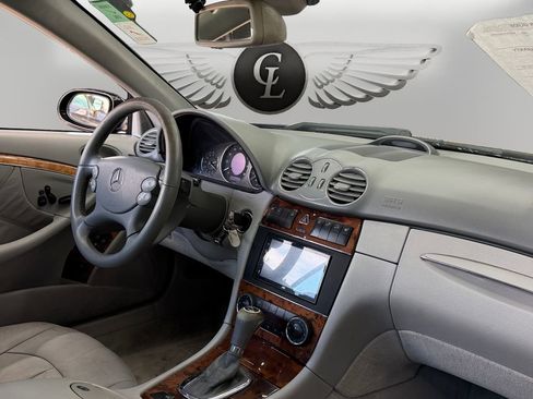 Used 2005 Mercedes-Benz CLK 500 Cabriolet image 16