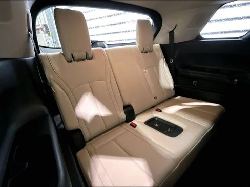 Certified 2025 INFINITI QX60 Sensory image 33