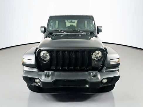 Used 2023 Jeep Wrangler Unlimited Sport AWD/4WD image 2