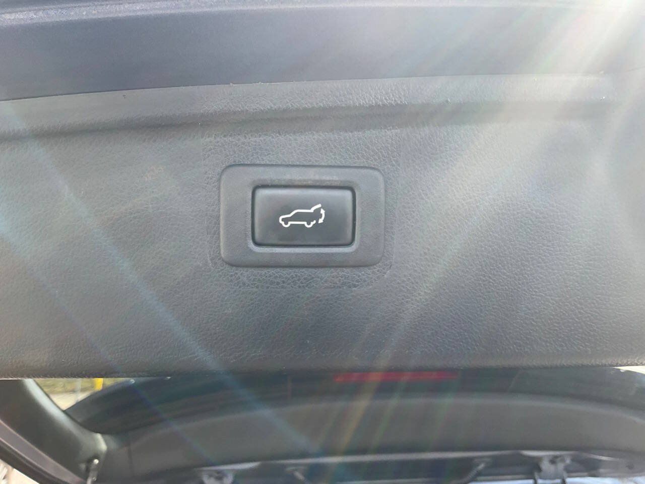 Used 2017 Subaru Outback 2.5i Premium AWD/4WD image 11