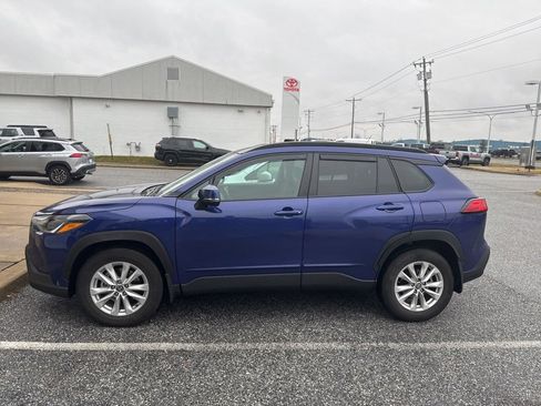 Used 2023 Toyota Corolla Cross LE AWD/4WD image 5