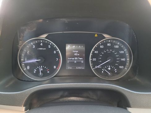 Used 2018 Hyundai Elantra SEL FWD image 19