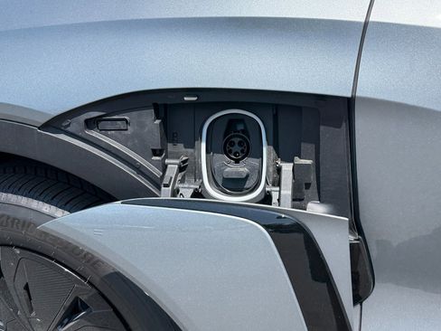 New 2025 Chevrolet Blazer EV LT w/ Super Cruise Package image 16