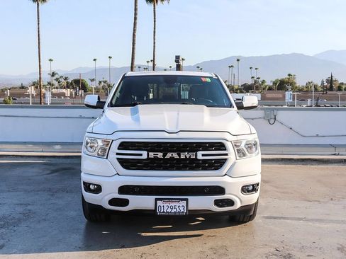 Used 2022 RAM 1500 Big Horn AWD/4WD image 3