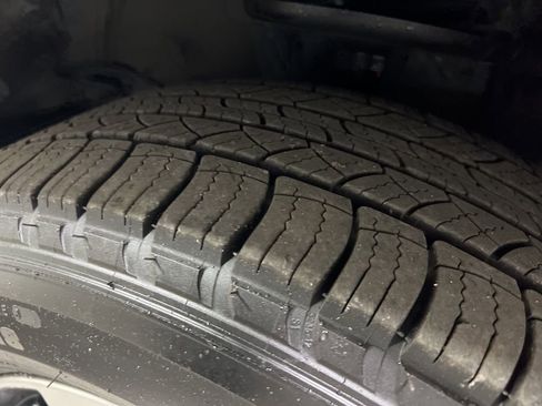 Used 2024 Nissan Murano SV image 38