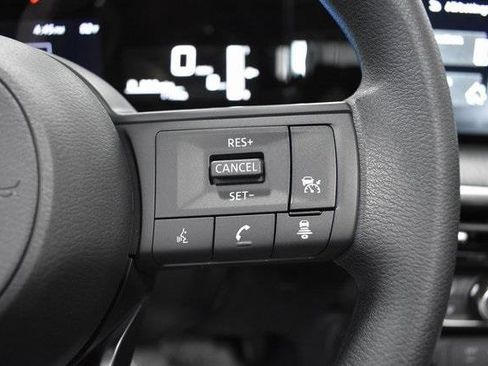 New 2025 Nissan Kicks SV w/ SV Premium Package image 28