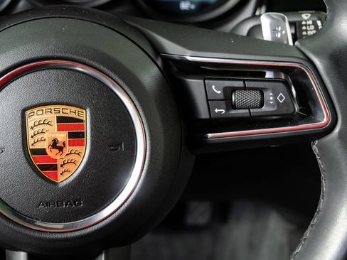 Certified 2024 Porsche Macan S AWD/4WD image 11
