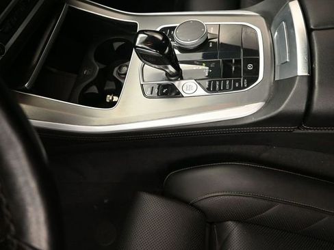 Used 2023 BMW X5 xDrive40i w/ Premium Package image 12