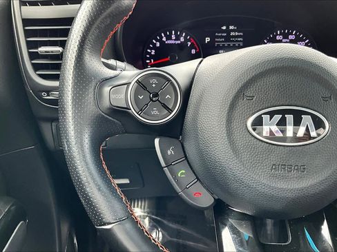 Used 2018 Kia Soul ! image 23