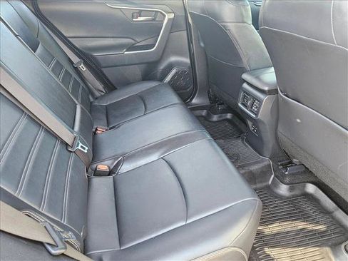 Used 2019 Toyota RAV4 XLE Premium w/ Phone Cable & Charge Package image 21