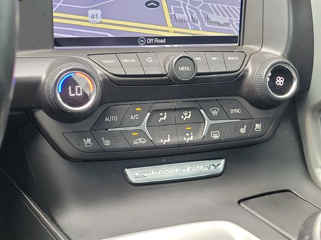 Used 2019 Chevrolet Corvette Stingray Convertible Z51 2LT RWD image 32