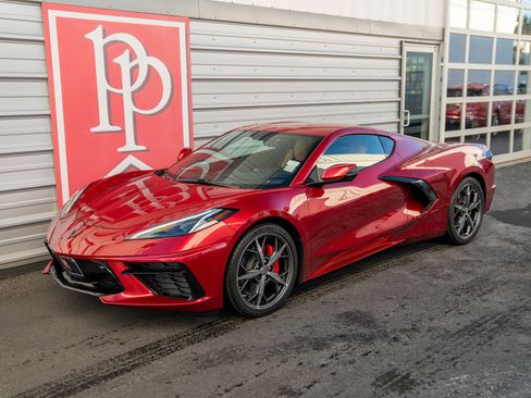 Used 2021 Chevrolet Corvette Stingray Premium Cpe w/ LPO, Roadside Safety Package RWD image 37