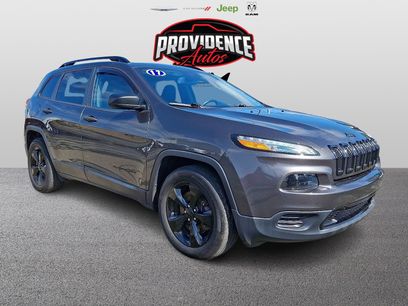 Used 2017 Jeep Cherokee Altitude