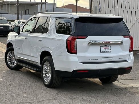 Used 2024 GMC Yukon SLT image 6