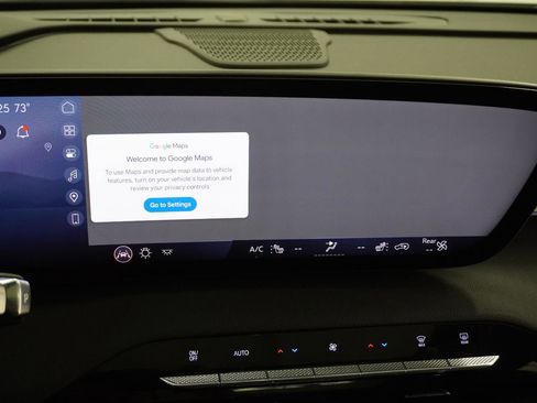 Used 2025 Buick Enclave Sport Touring w/ Power Package image 28