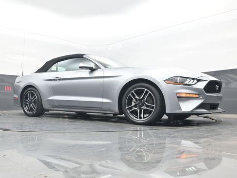 Used 2023 Ford Mustang Premium image 18