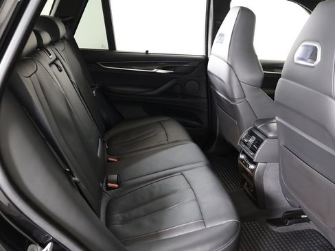 Used 2018 BMW X5 M AWD/4WD image 40