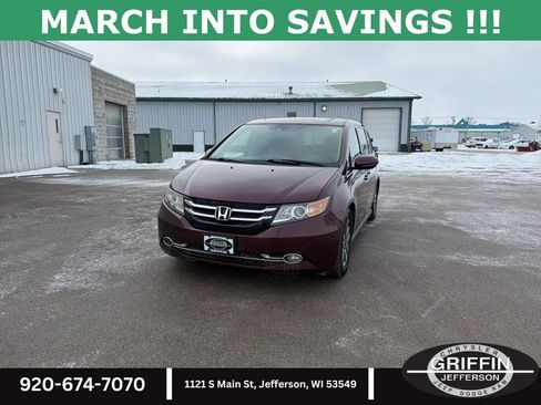 Used 2015 Honda Odyssey Touring Elite image 2