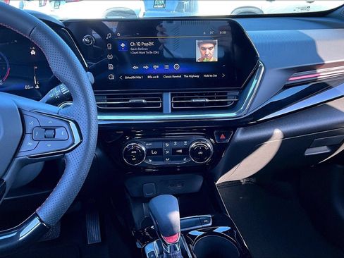 New 2026 Chevrolet Trax RS w/ Driver Confidence Package FWD image 7