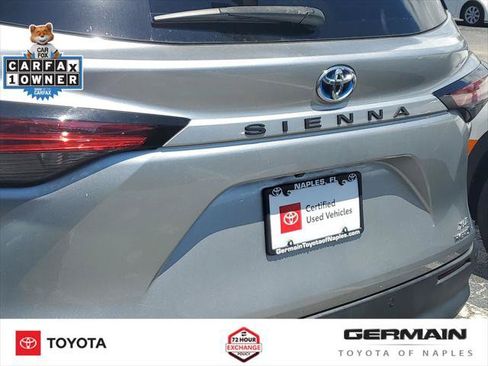 Certified 2021 Toyota Sienna XLE FWD image 17