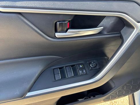 Used 2025 Toyota RAV4 XLE image 11