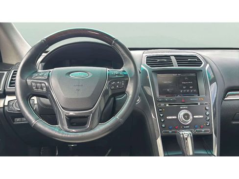 Used 2016 Ford Explorer Platinum AWD/4WD image 15