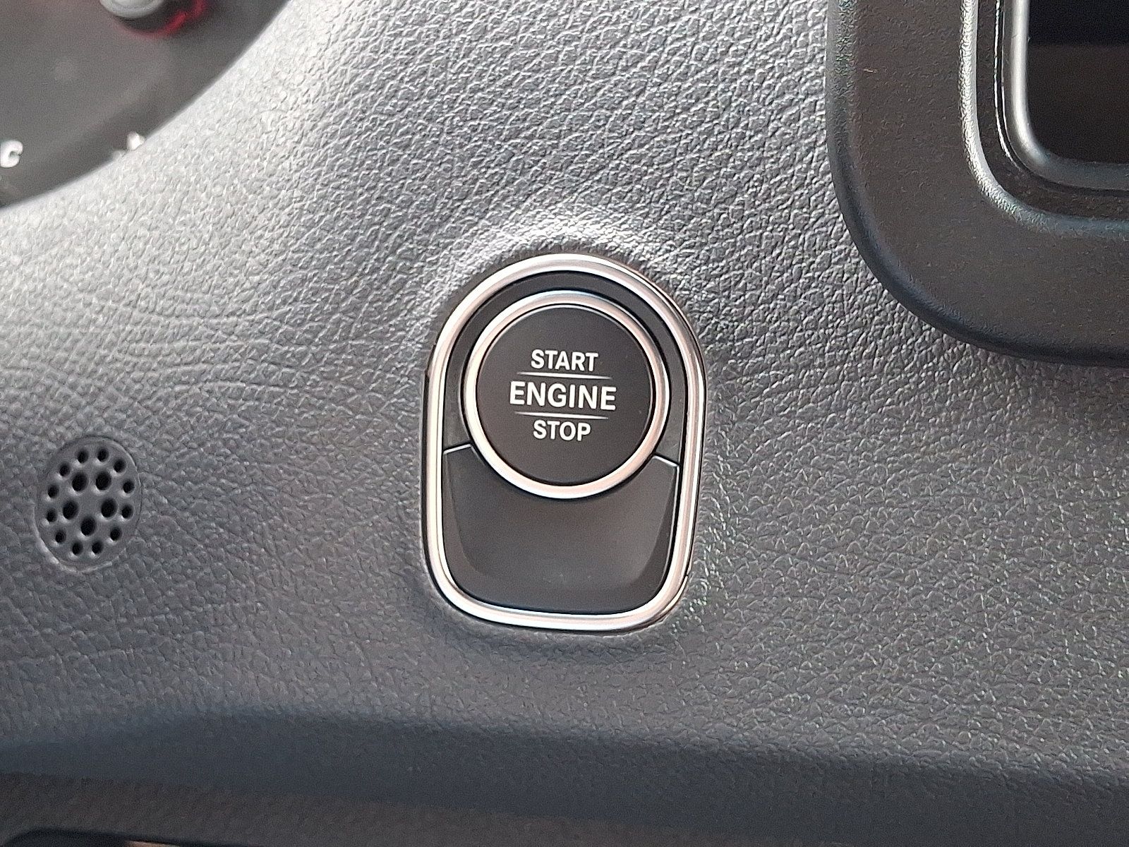 Used 2024 Mercedes-Benz Sprinter 3500 image 25