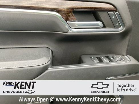 Used 2023 GMC Sierra 1500 SLE image 33