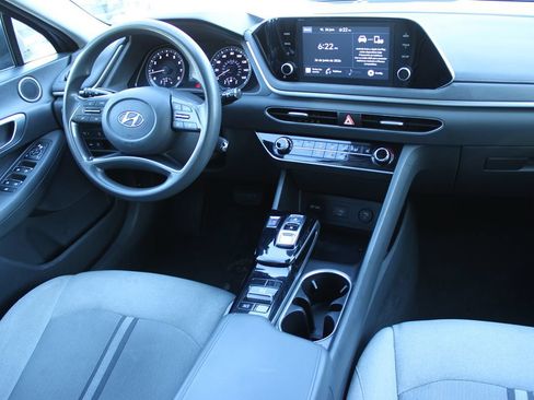 Used 2021 Hyundai Sonata SE FWD image 15