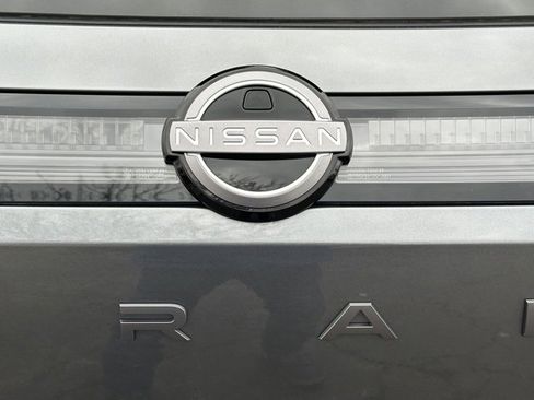 Certified 2025 Nissan Murano Platinum w/ Cargo Package image 13