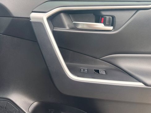 Certified 2025 Toyota RAV4 XLE AWD/4WD image 22