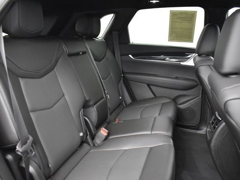 Certified 2024 Cadillac XT5 Premium Luxury w/ LPO, Floor Liner Package image 29