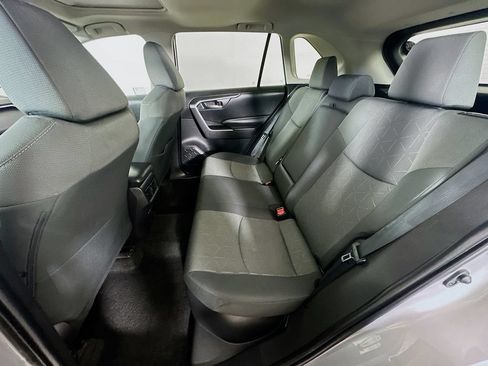 Used 2022 Toyota RAV4 XLE w/ Convenience Package AWD/4WD image 31